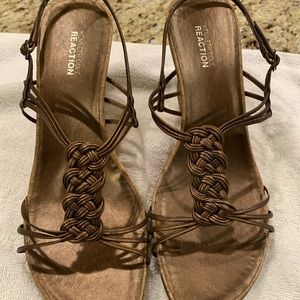 Kenneth Cole Reaction Women’s Sandals. Size 10. Bronze Color.